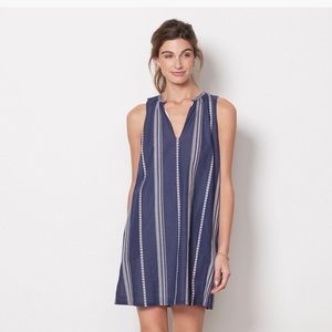 Evereve Kylie Shift dress, blue and white stripe dress size Large
